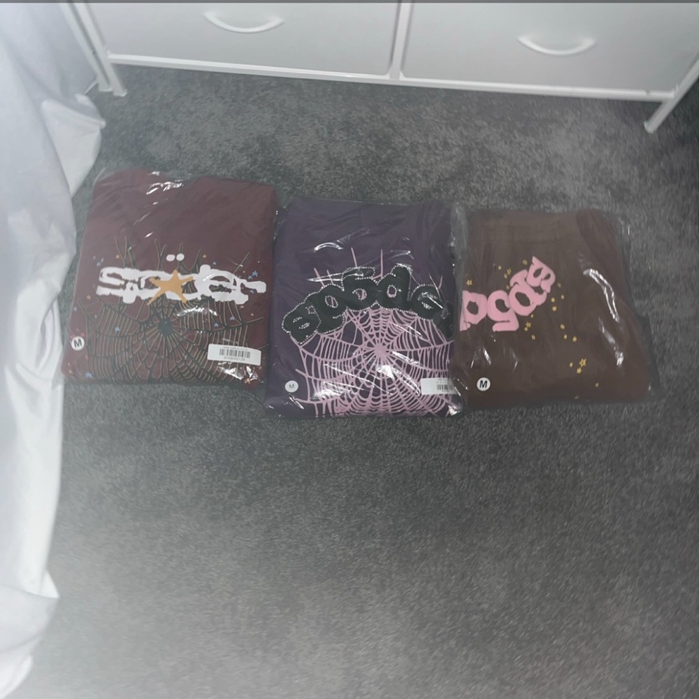 Spider Graphic T-Shirts Set